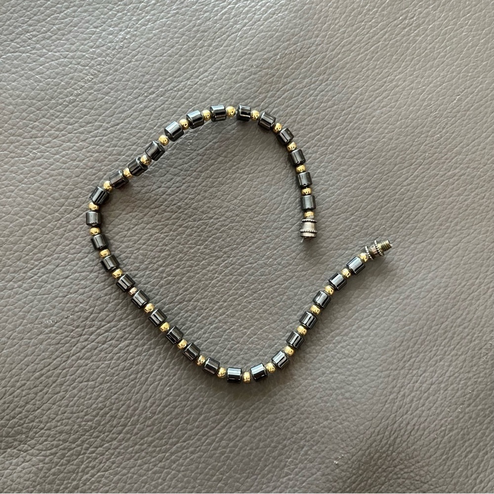 Hematite Bracelet - Picture 2 of 3